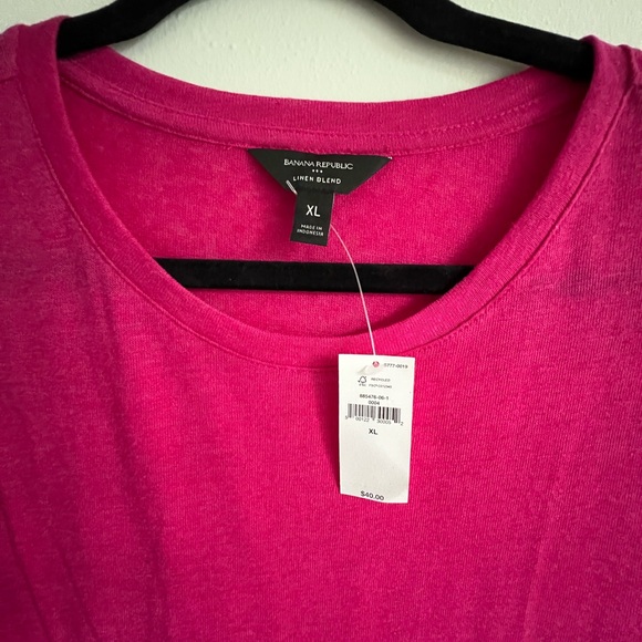 Banana Republic Tops - Banana Republic New Linen Blend Raspberry Tank with Tags